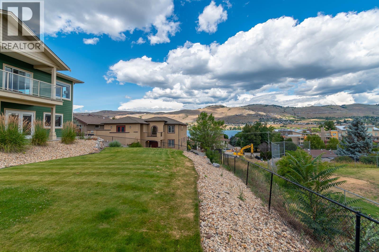 1025 Longacre Place, Vernon