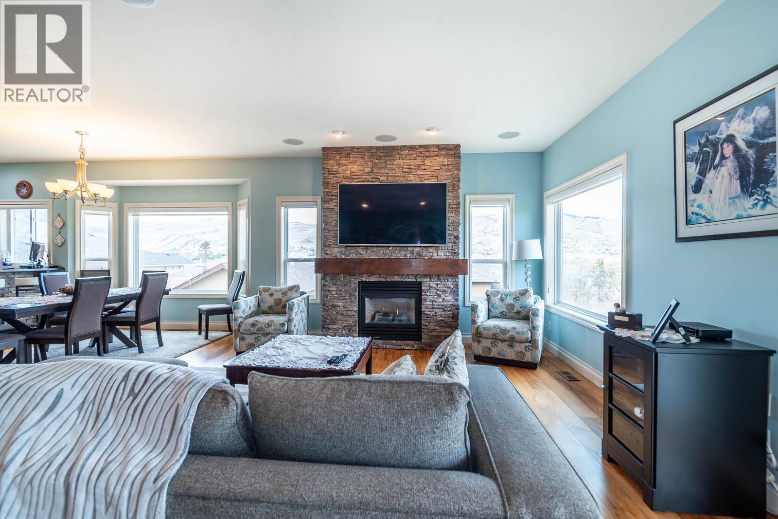 1025 Longacre Place, Vernon