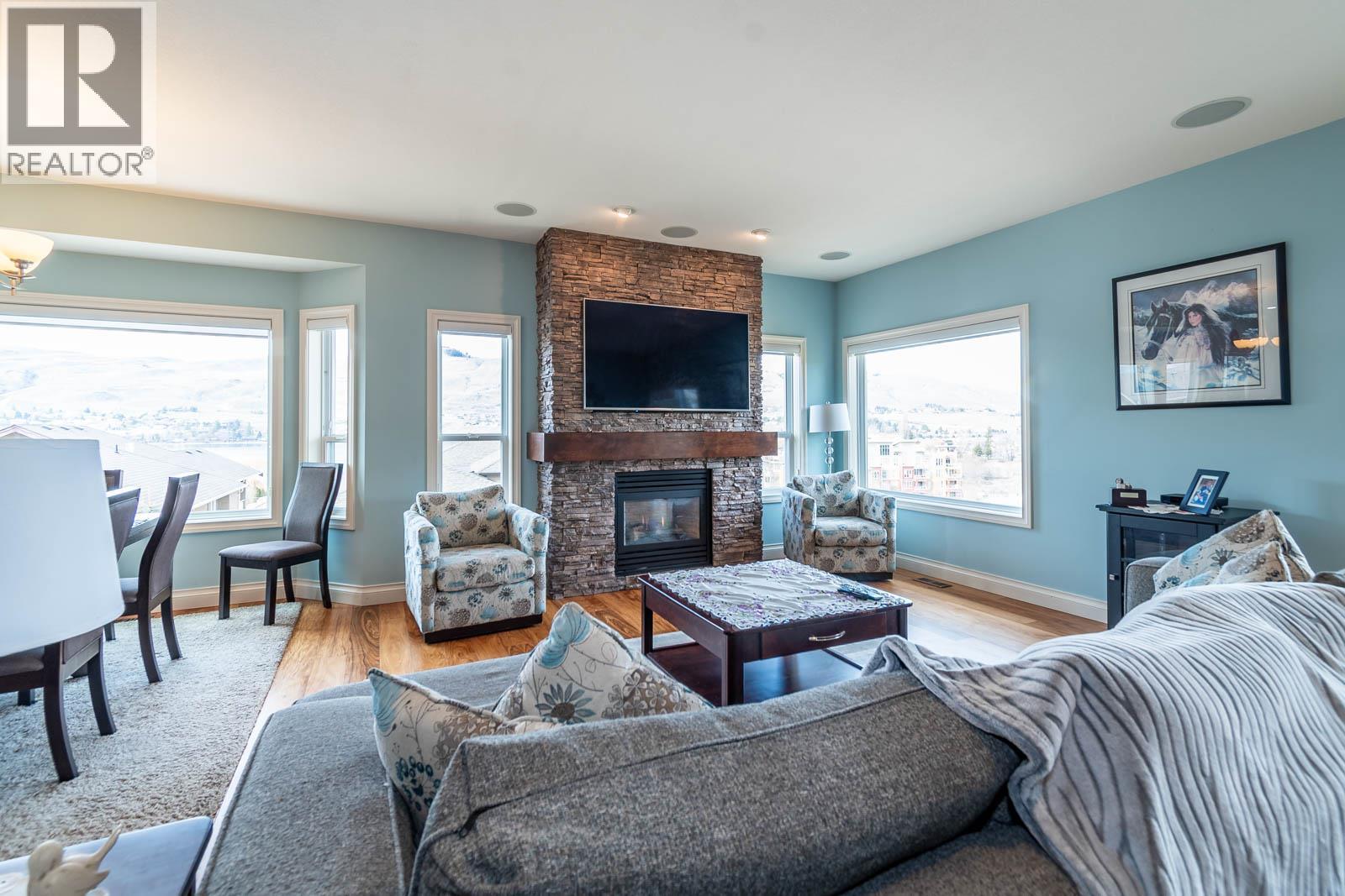 1025 Longacre Place, Vernon