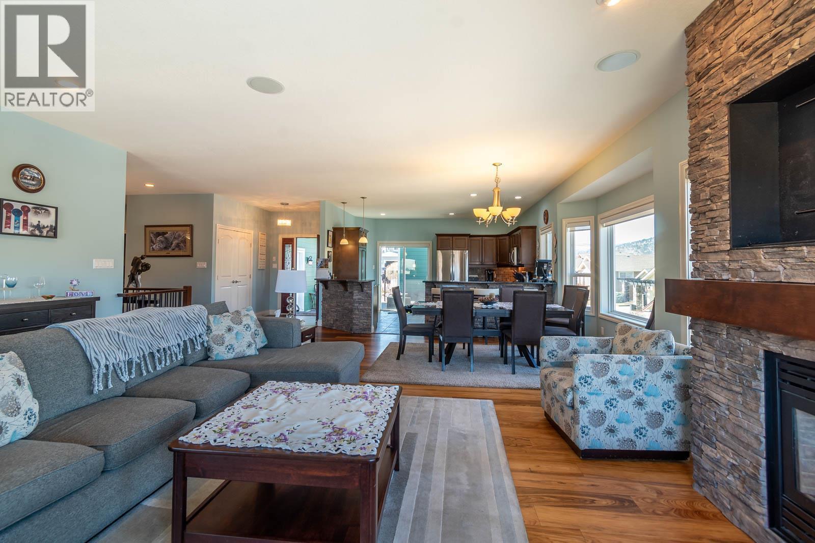 1025 Longacre Place, Vernon