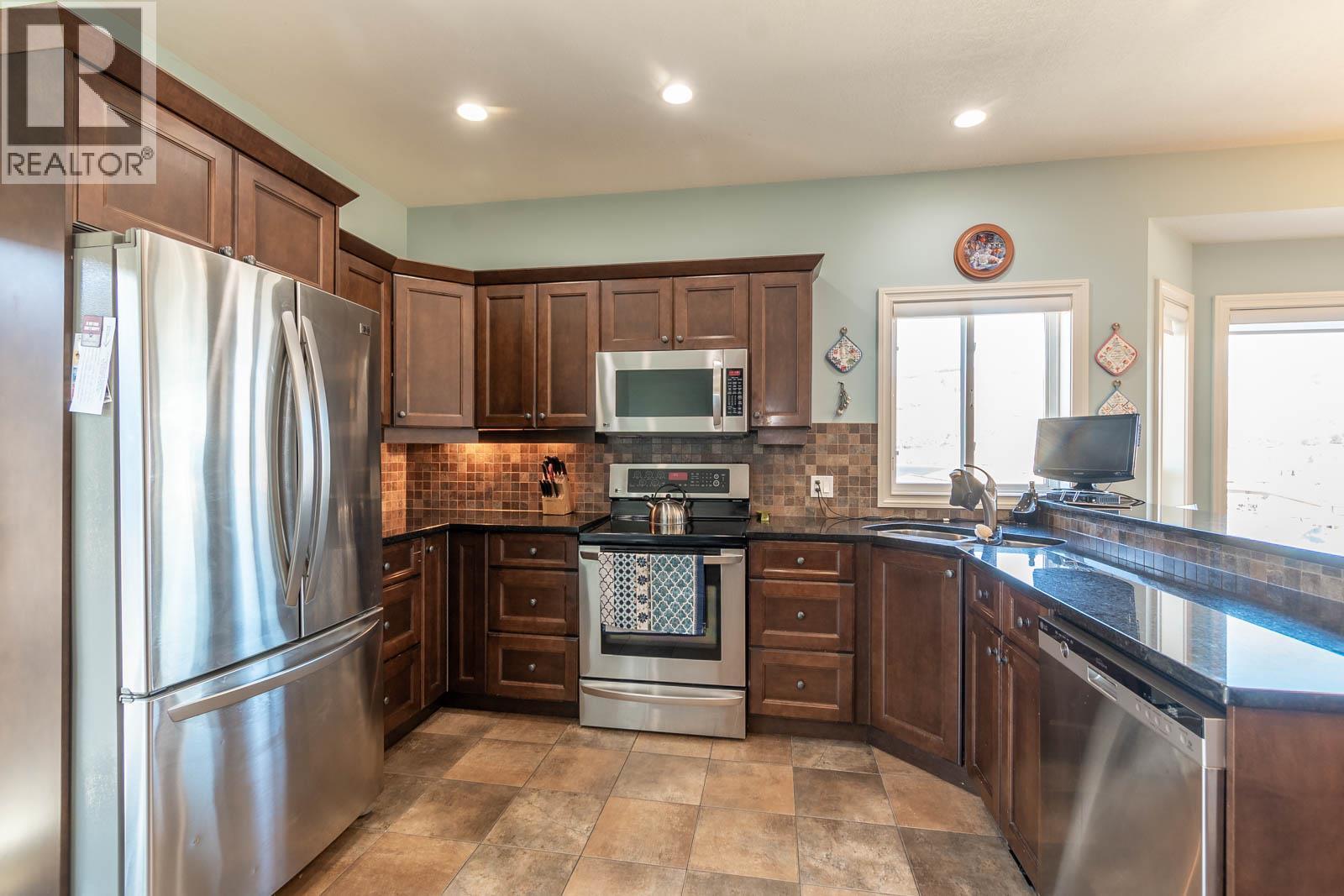 1025 Longacre Place, Vernon