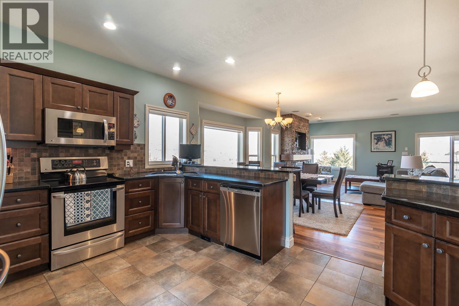 1025 Longacre Place, Vernon