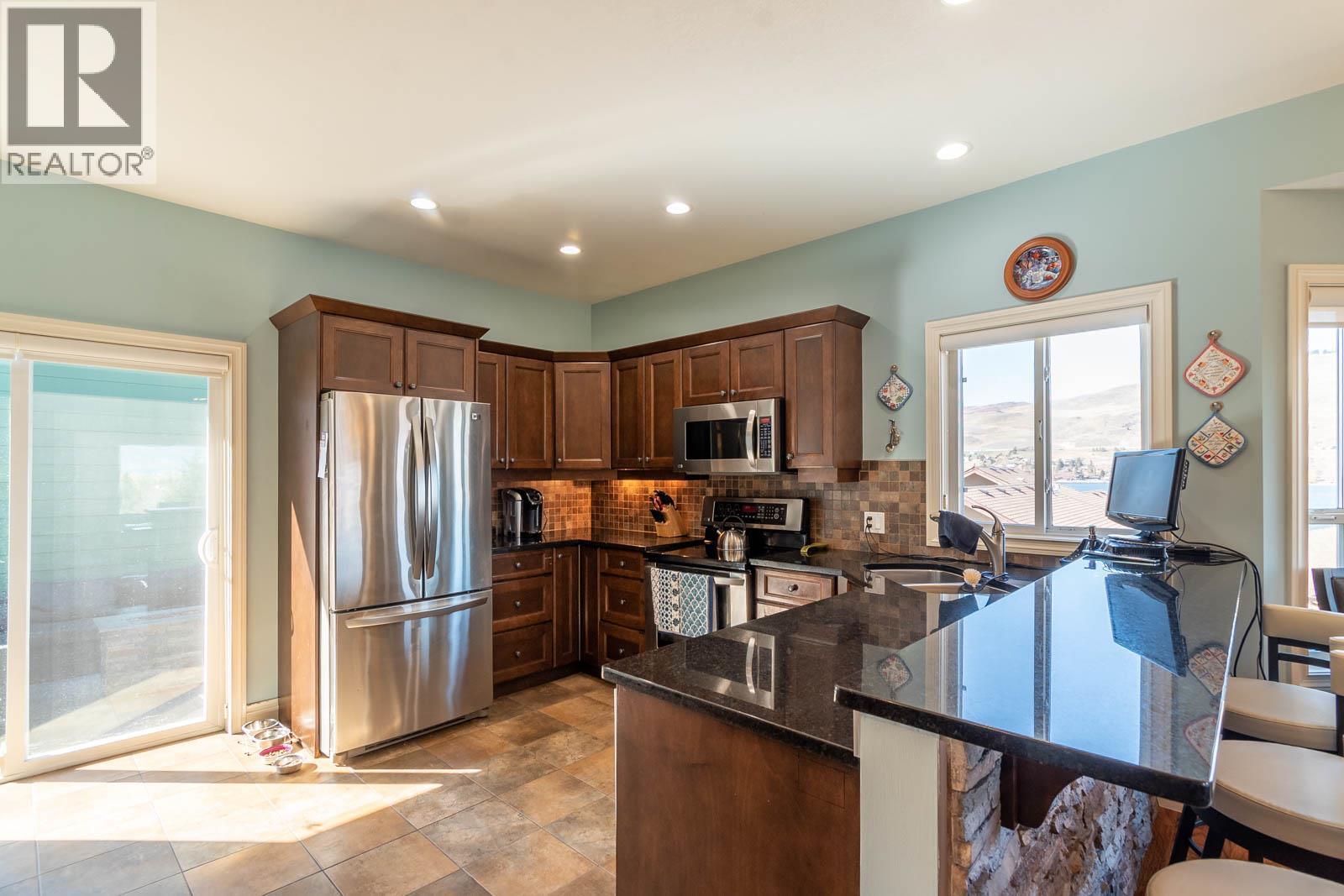 1025 Longacre Place, Vernon