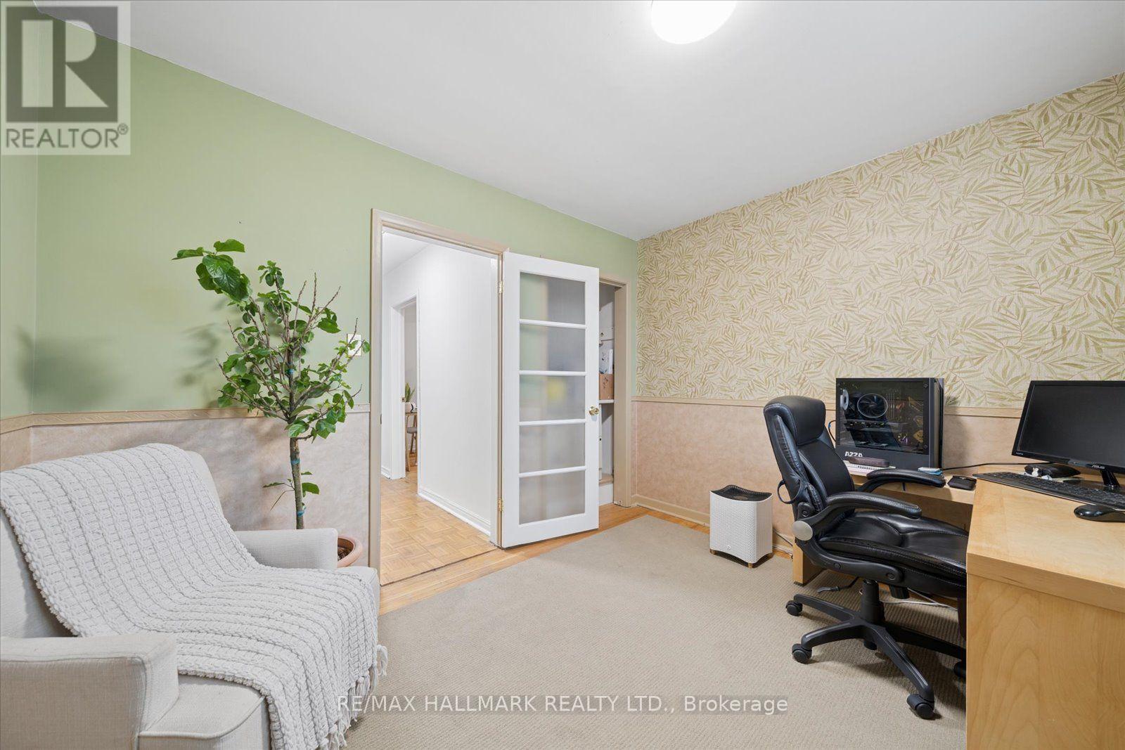2 VALLEYCREST AVENUE,Markham (Bullock),,