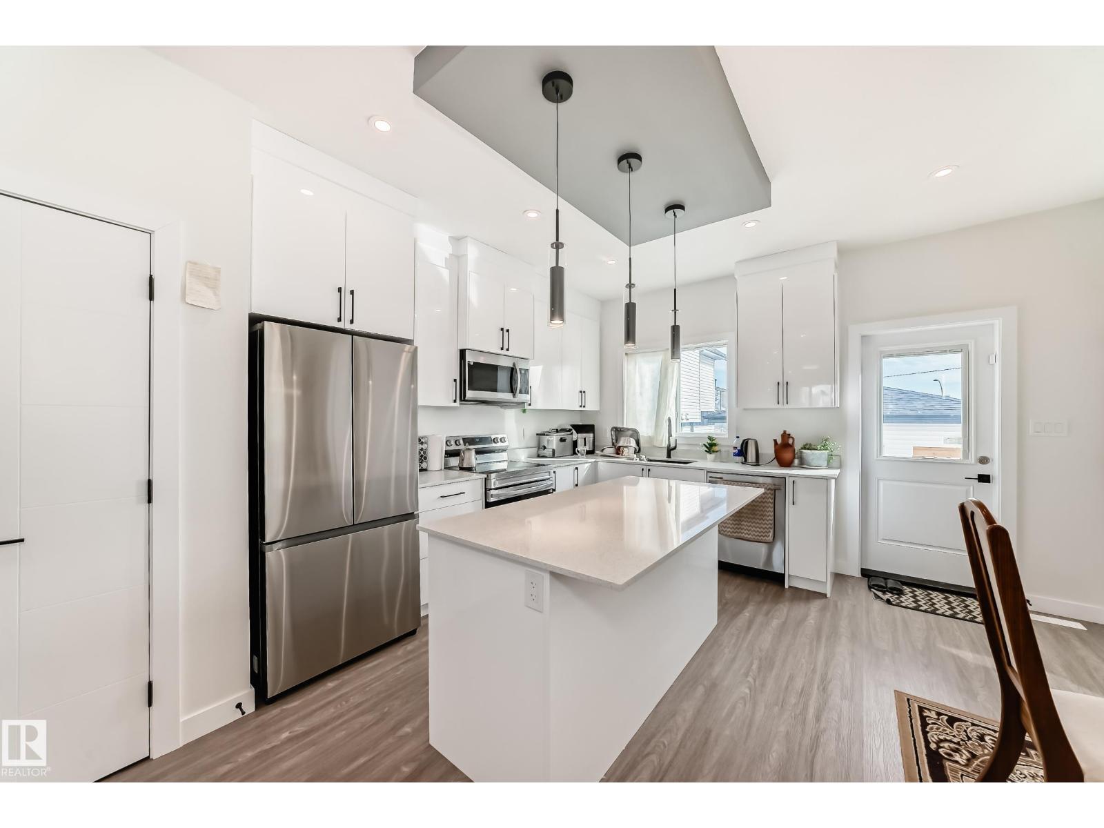 12435 47 ST NW NW - 14