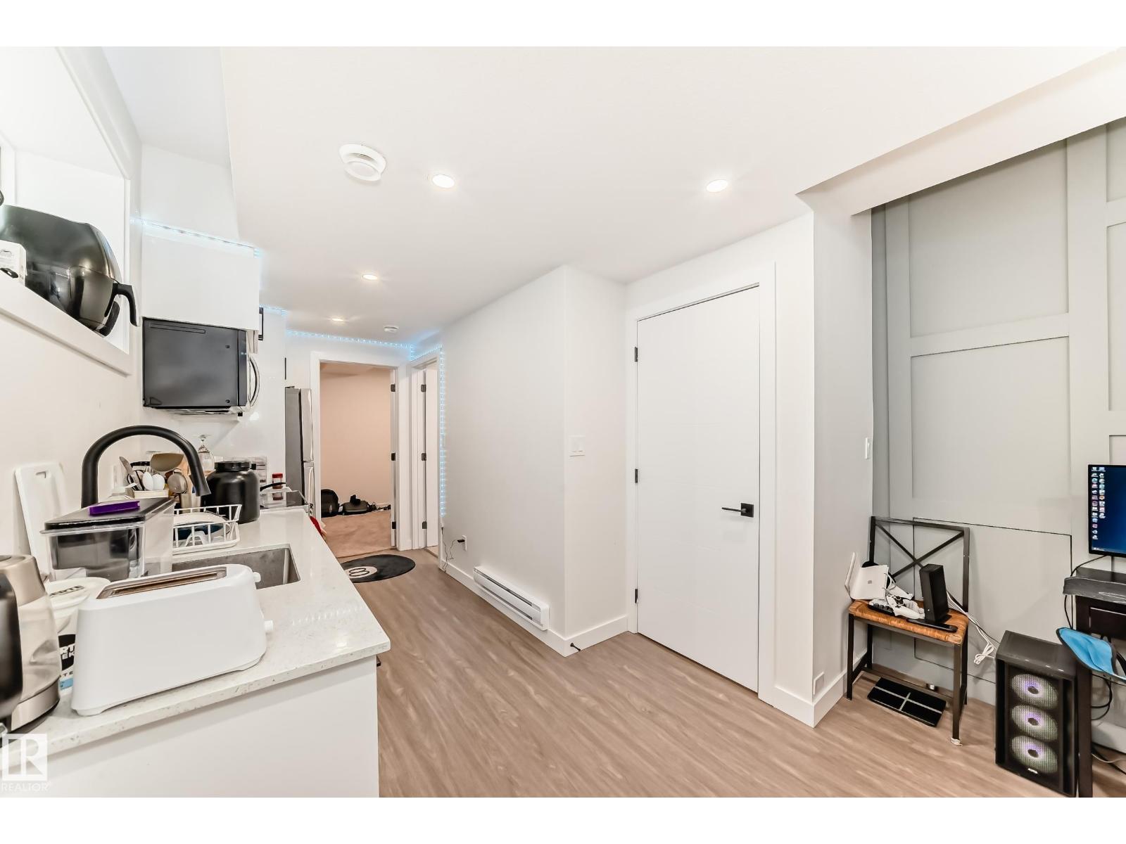 12435 47 ST NW NW - 37