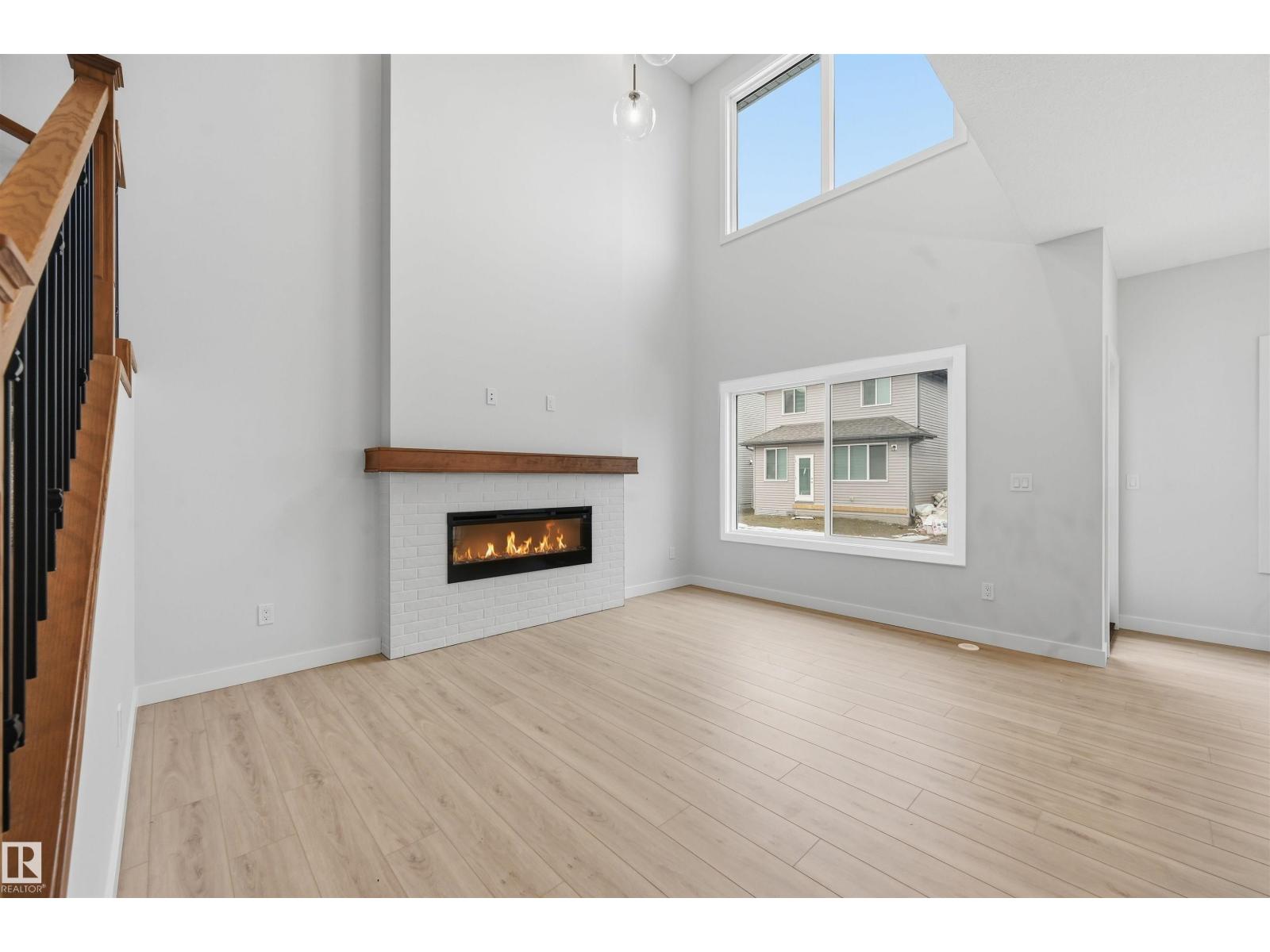3230 DIXON WY SW - 3