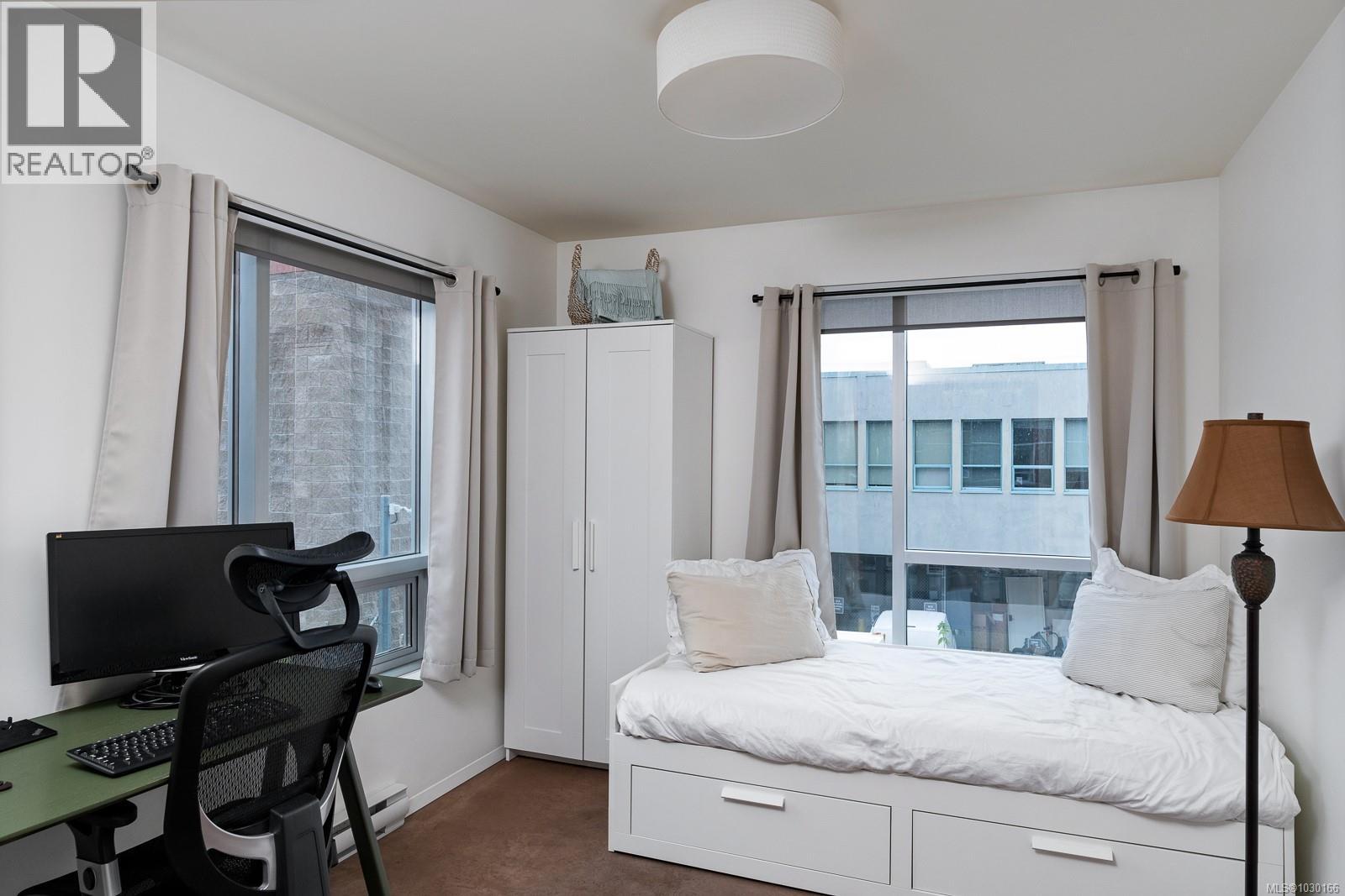 #205 932 JOHNSON ST - 15