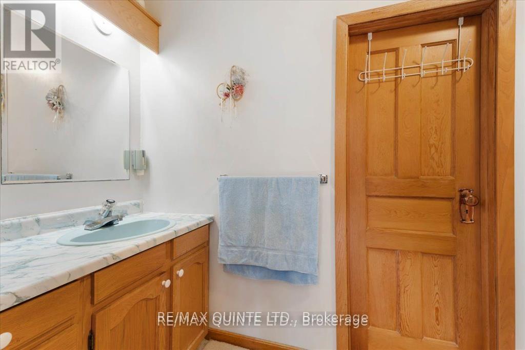 1120 HUFFS ISLAND ROAD - 33