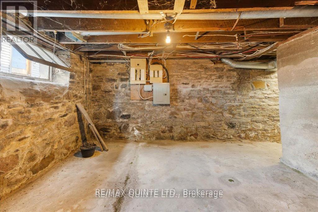 1120 HUFFS ISLAND ROAD - 48