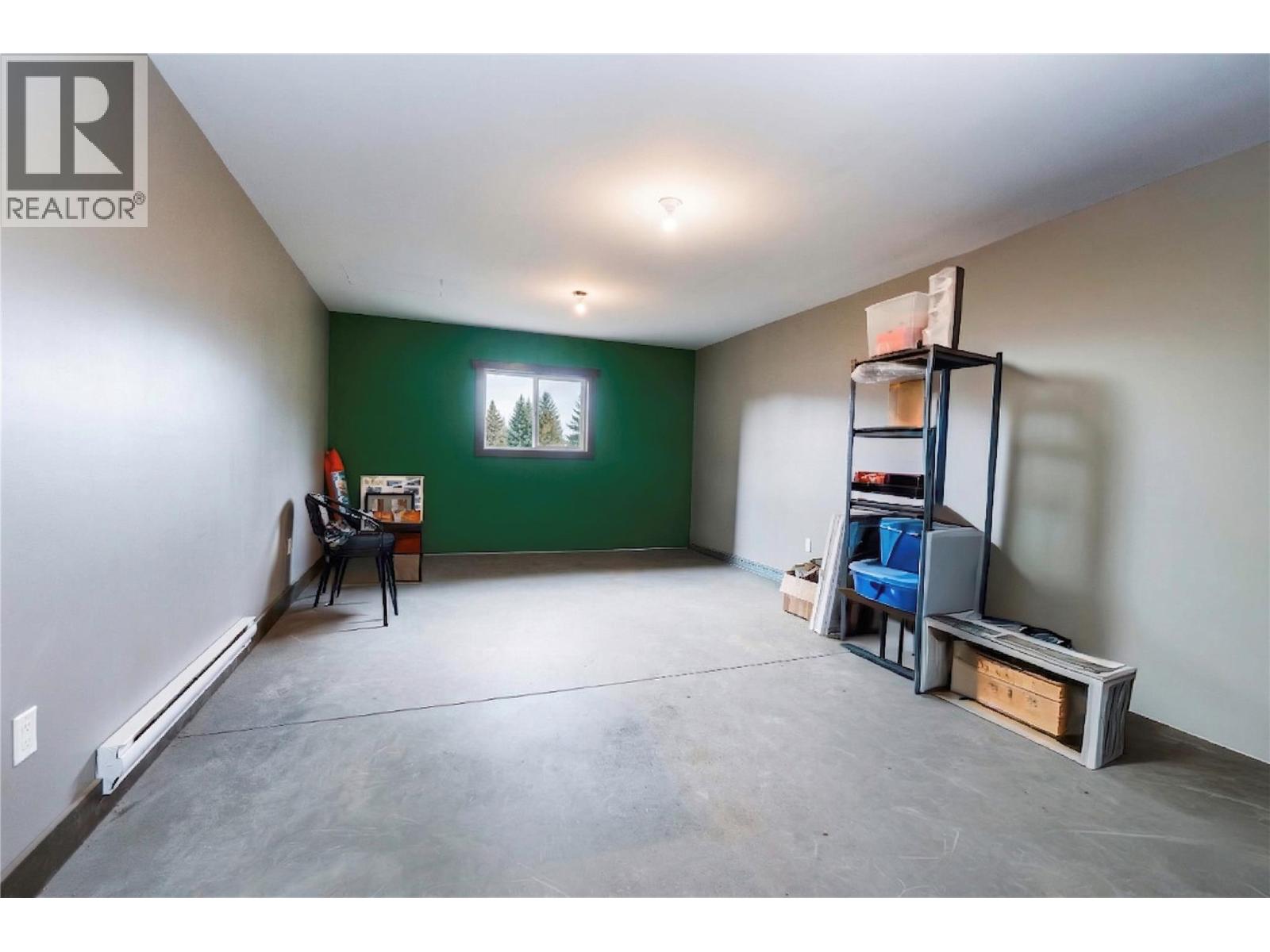 5311 30 Avenue NW, Salmon Arm