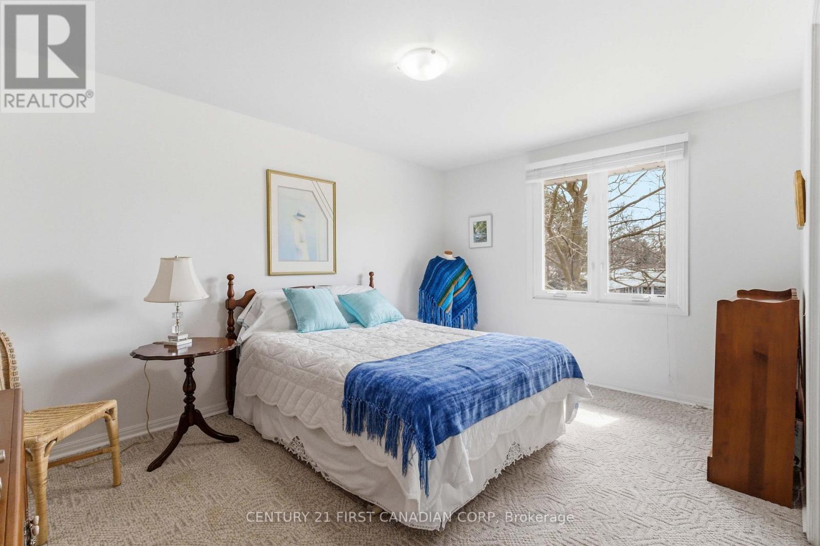 1080 VISCOUNT ROAD Property Photo