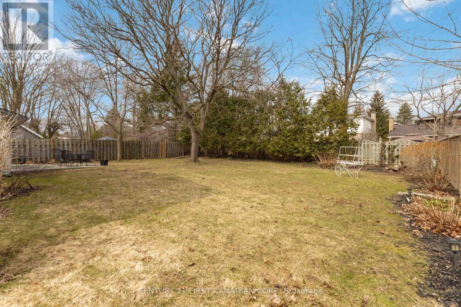 1080 VISCOUNT ROAD Property Photo