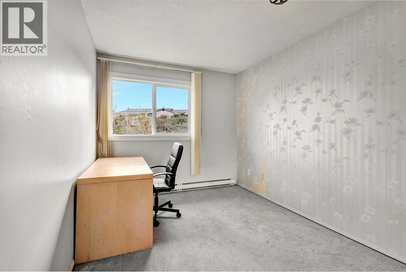 104 445 All Star Court, Kelowna