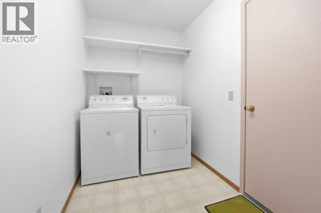 12 Arbour Cliff Close NW, Calgary, Alberta