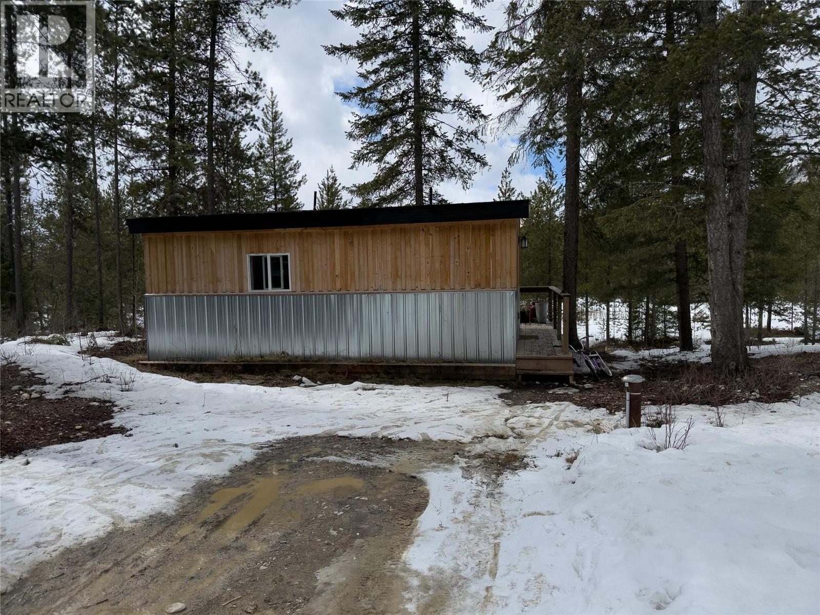 2325 Hedges Road, Golden