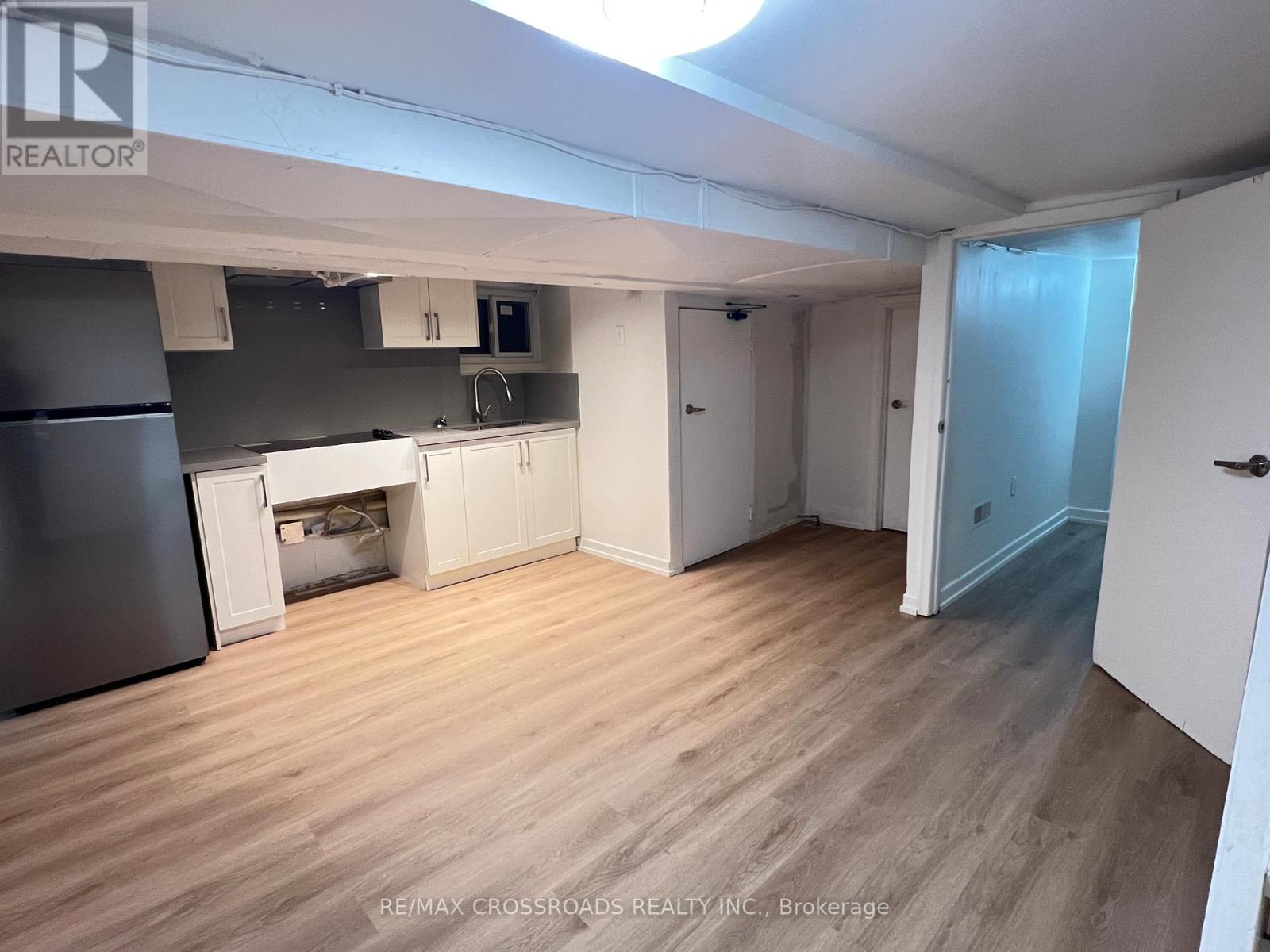 Listing photo of BASEMENT - 82 CURZON STREET