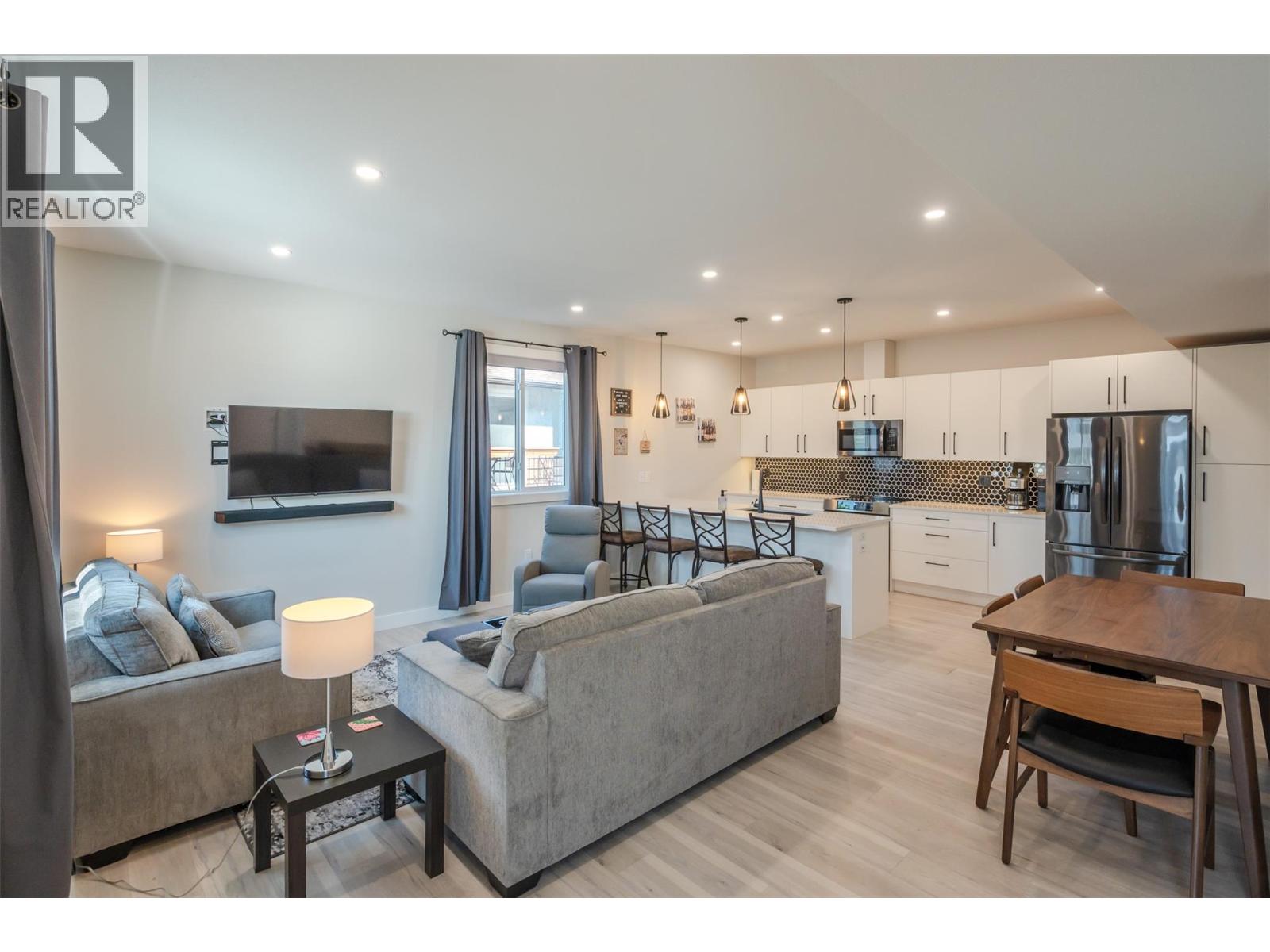 547 Westminster Avenue Unit# 101, Penticton