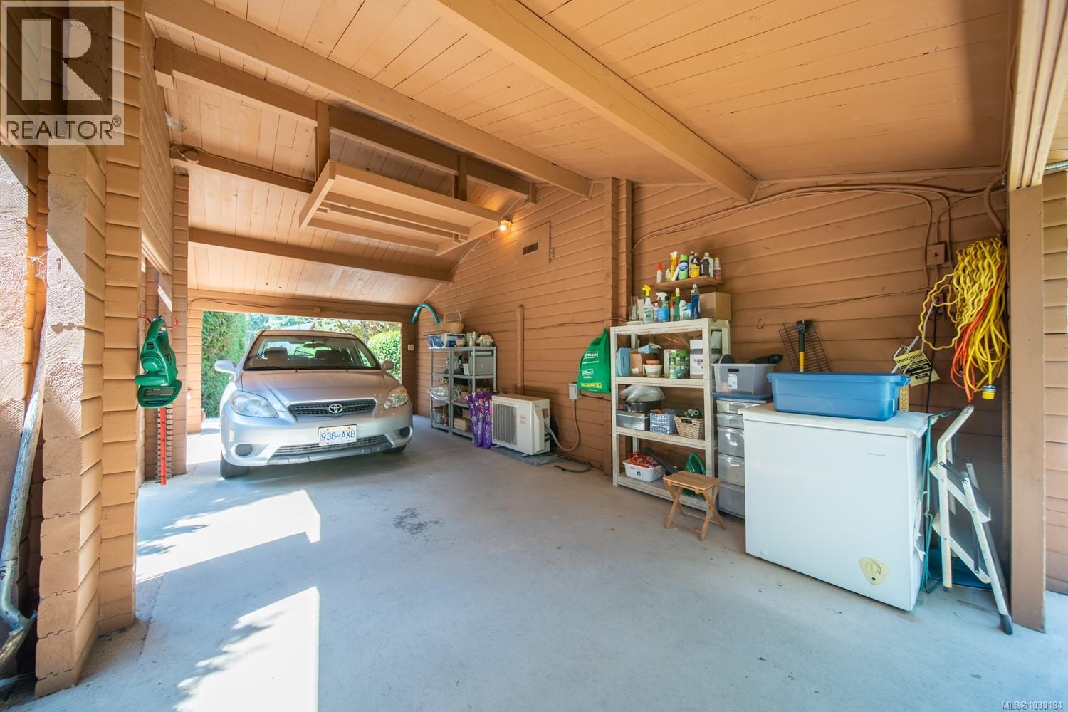 1600 SEACREST RD - 20