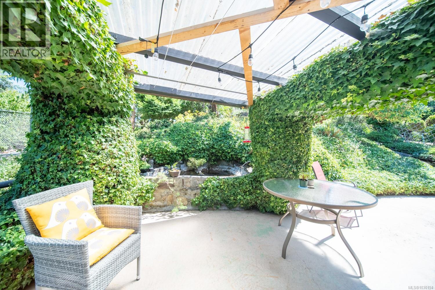 1600 SEACREST RD - 25