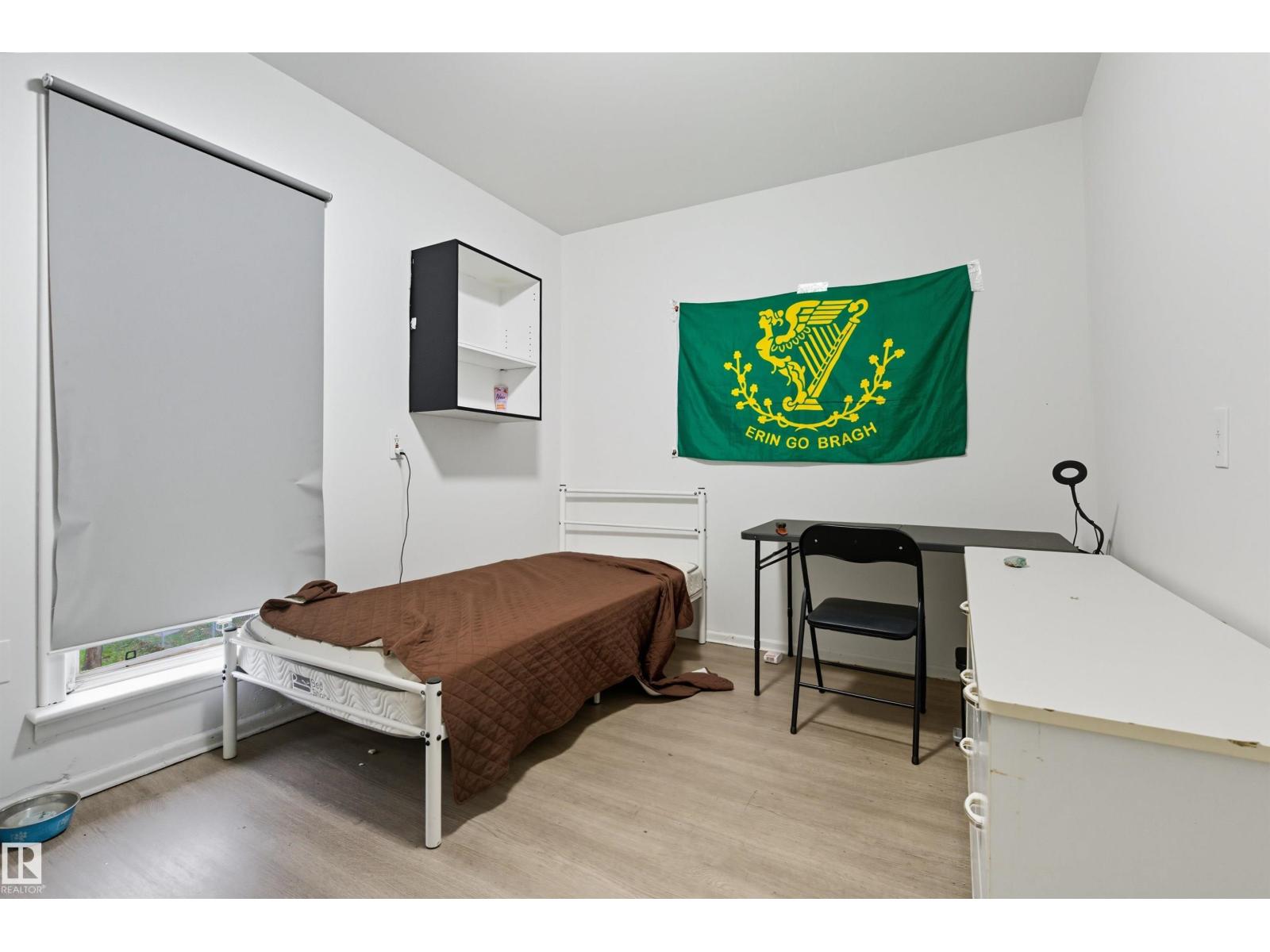 9513 103 AV NW, Edmonton