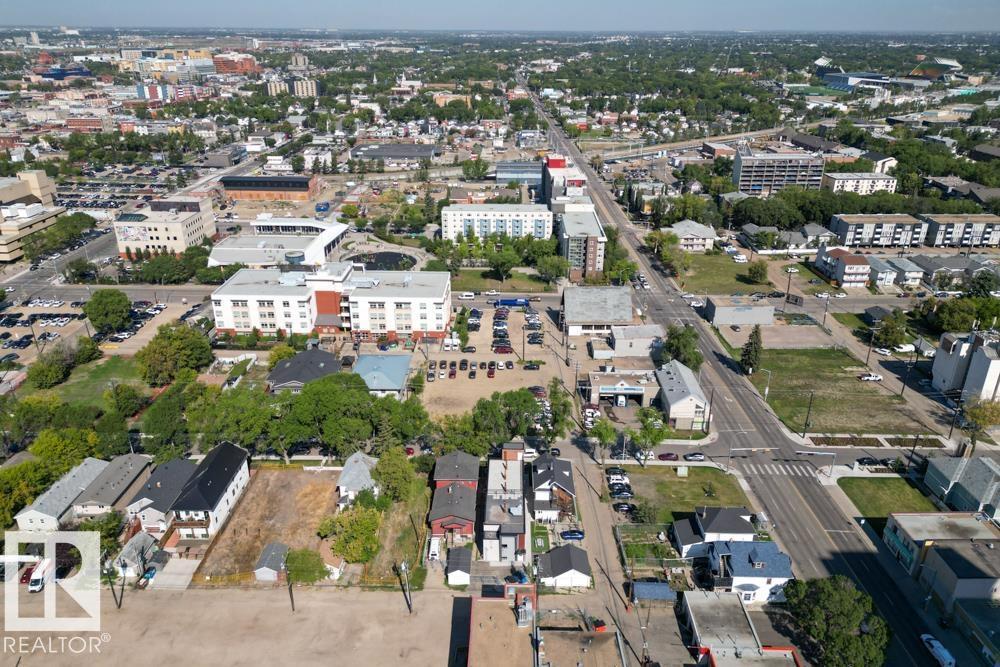 9513 103 AV NW, Edmonton