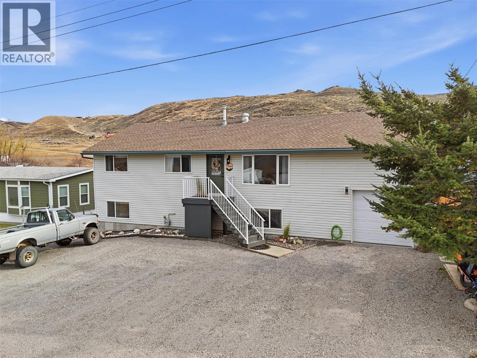 7044 WATSON Drive E, Kamloops