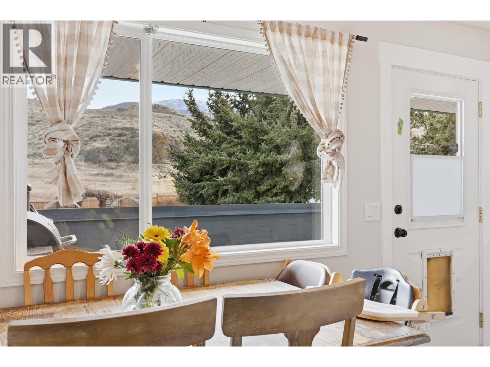 7044 WATSON Drive E, Kamloops