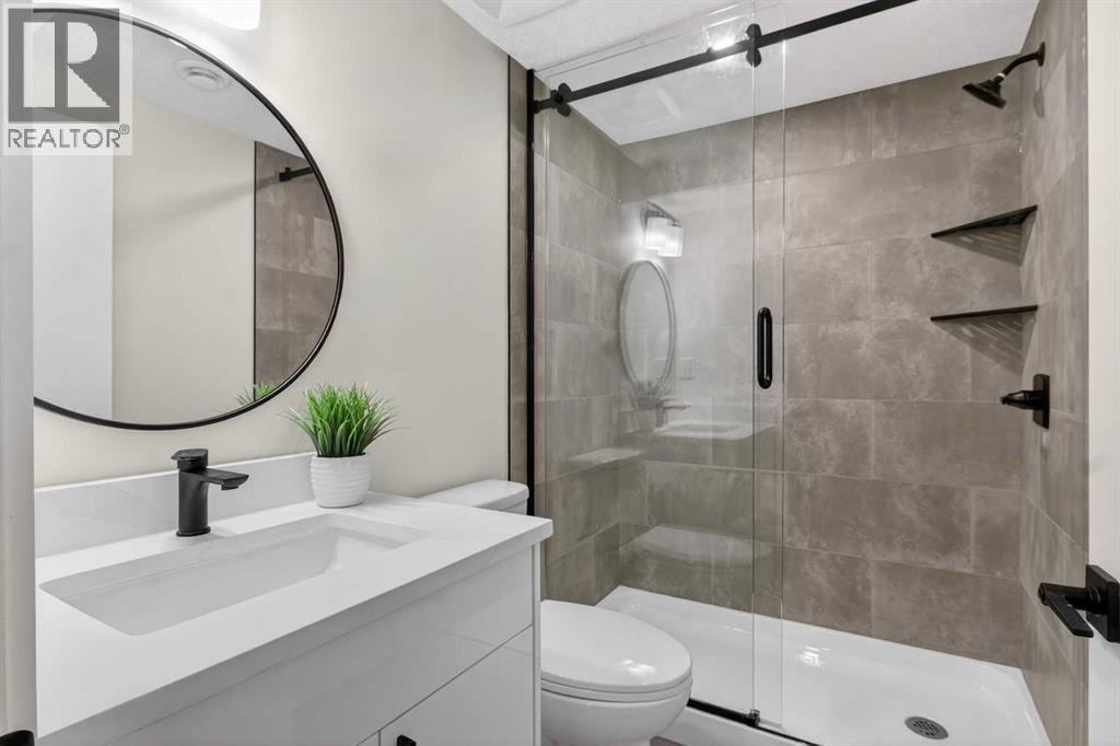 Single Family House for Sale in  Bermuda Lane NW Beddington Heights Calgary 