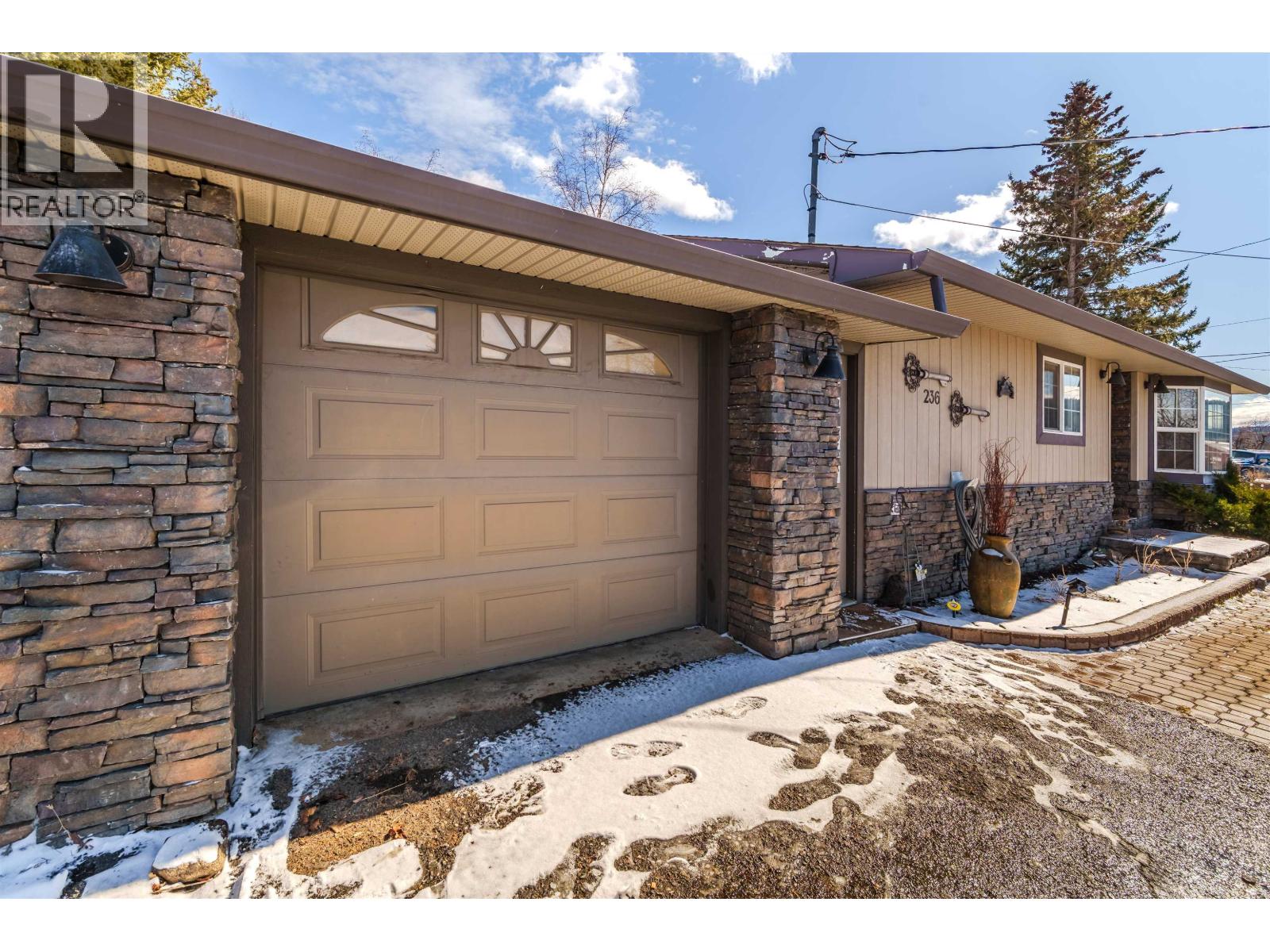 236 BLACKSTOCK Road - photo 2