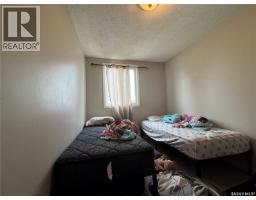 Primary Bedroom - 4158 Castle Road, Regina, SK S4S6A4 Photo 6