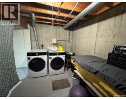 Laundry room - 4158 Castle Road, Regina, SK S4S6A4 Photo 8