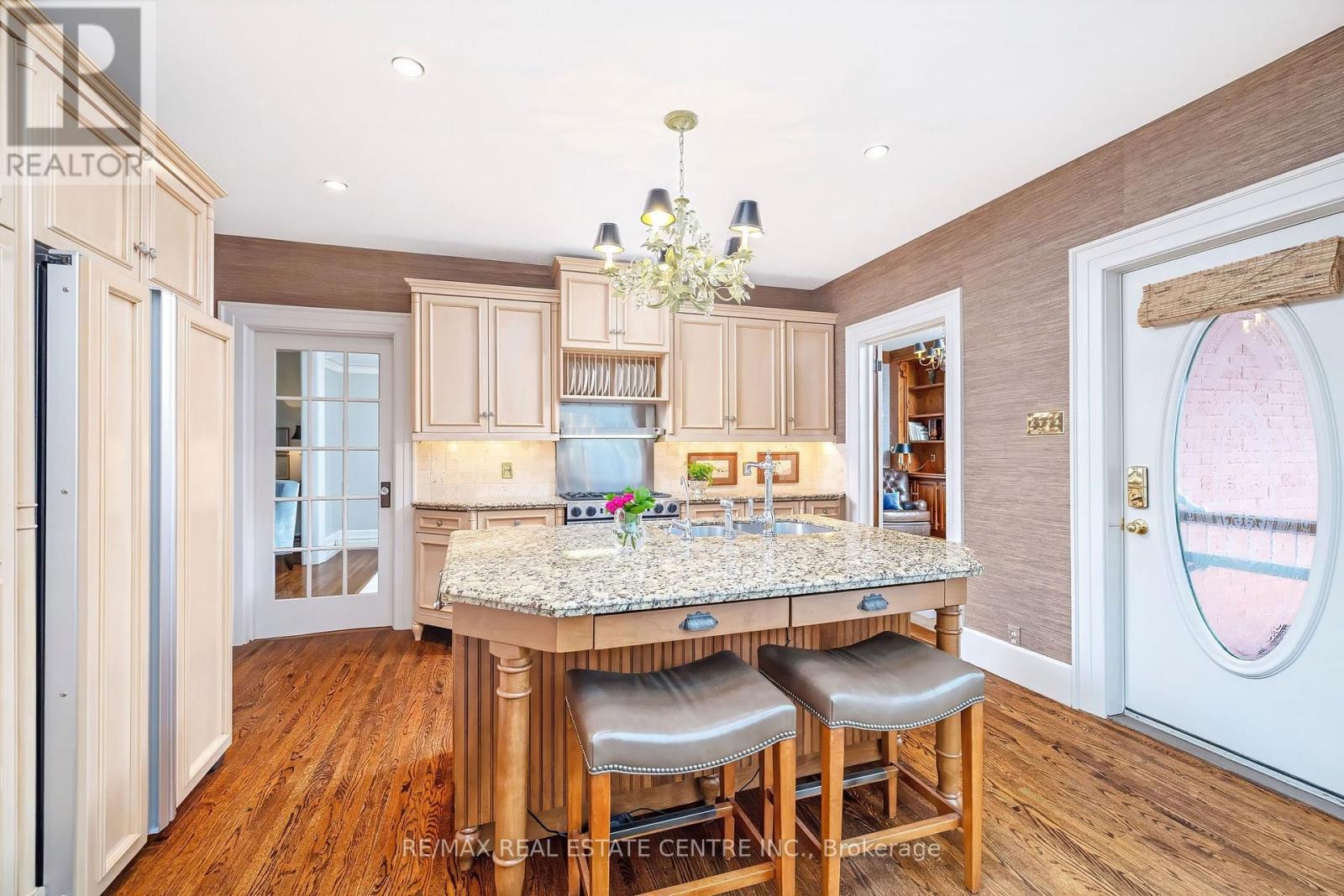 71 MILL STREET - 19