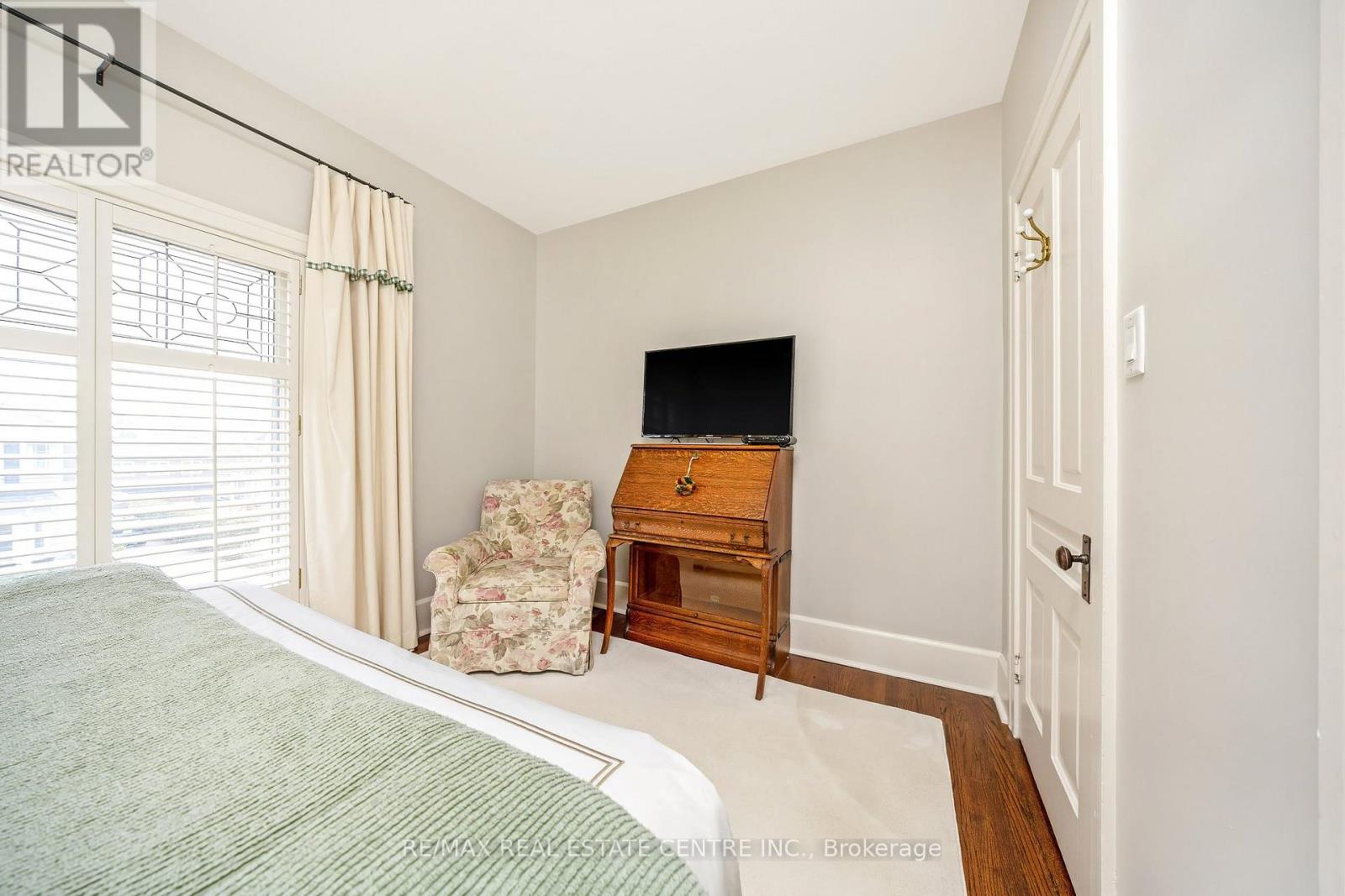 71 MILL STREET - 32