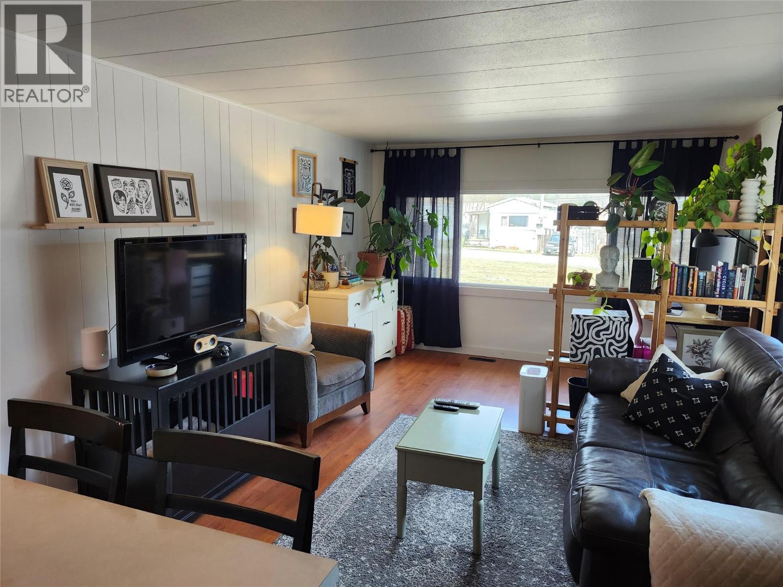 5 606 Edward Street East, Revelstoke