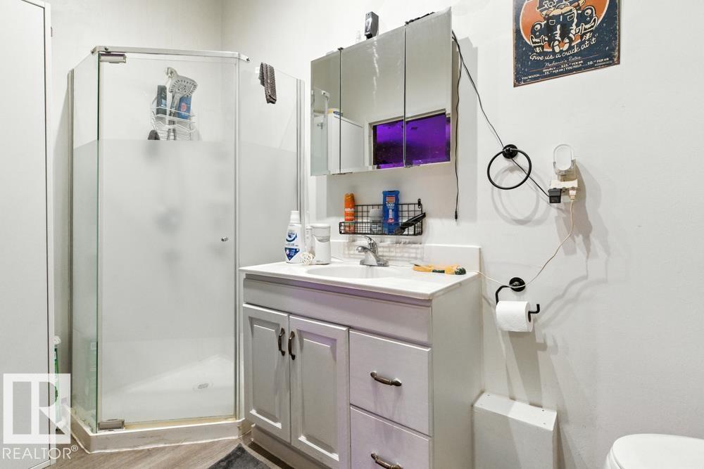 10256 95 ST NW, Edmonton