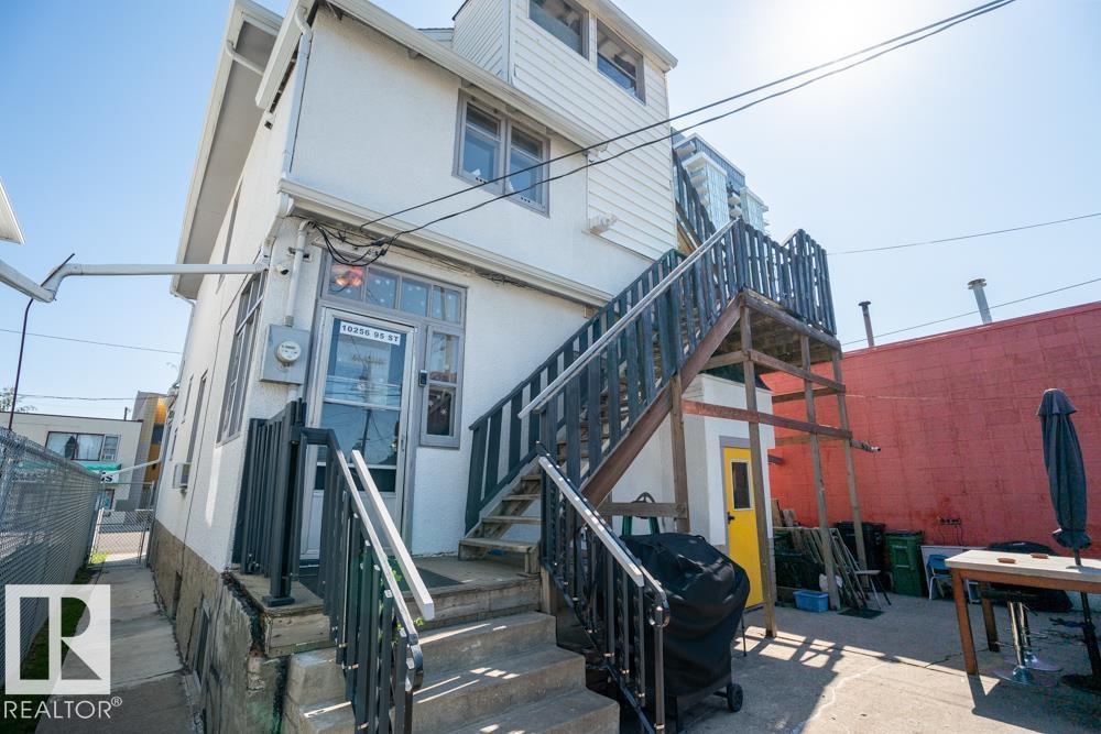 10256 95 ST NW, Edmonton