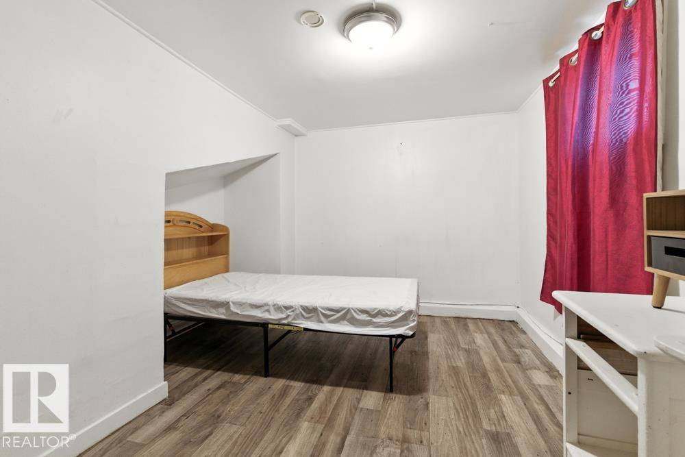 10256 95 ST NW, Edmonton