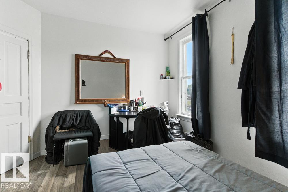 10260 95 ST NW, Edmonton