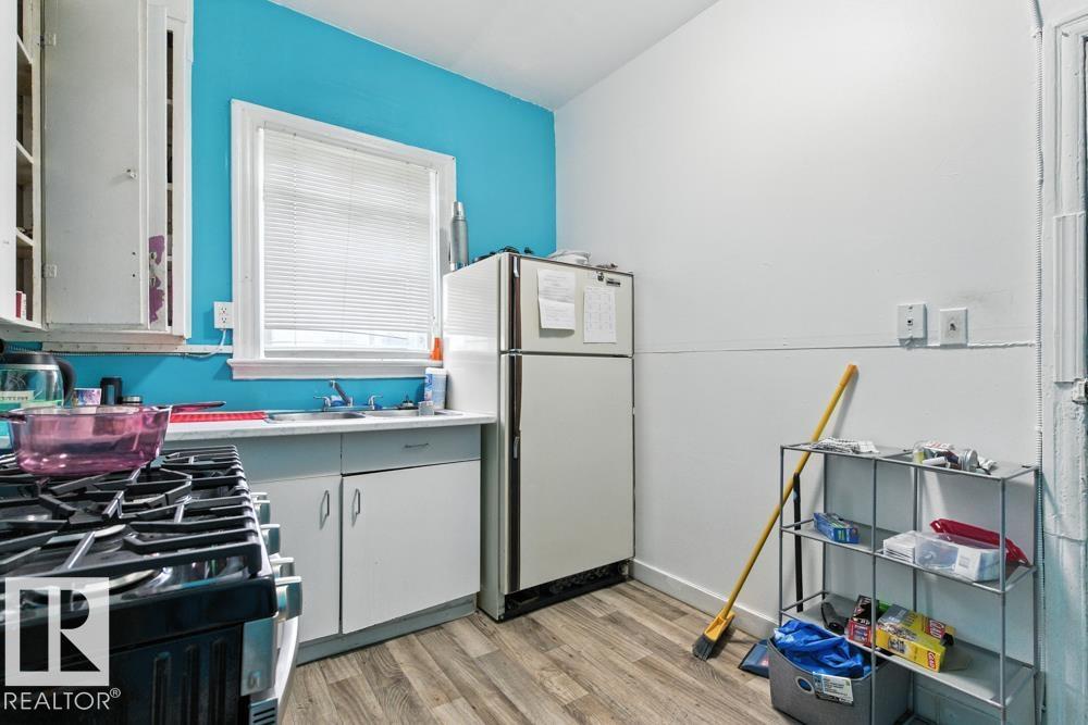 10260 95 ST NW - 2
