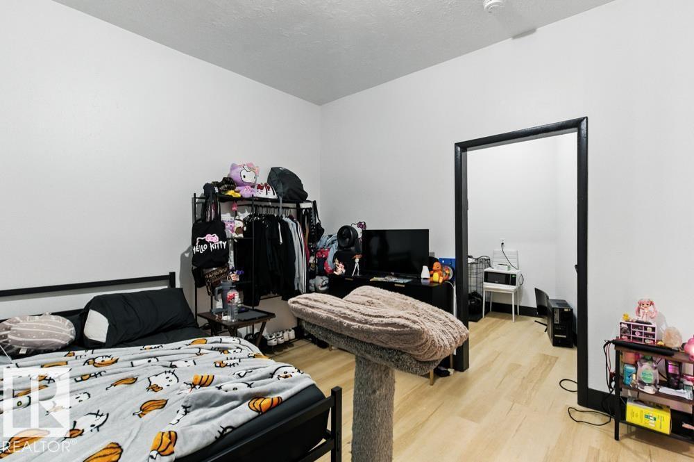 10260 95 ST NW - 4