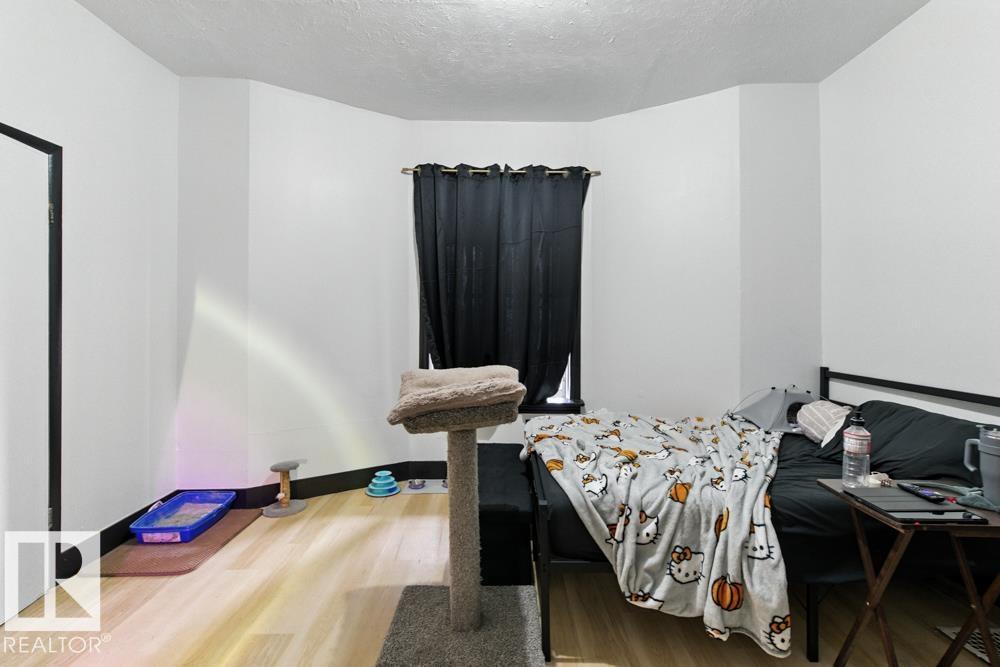 10260 95 ST NW, Edmonton