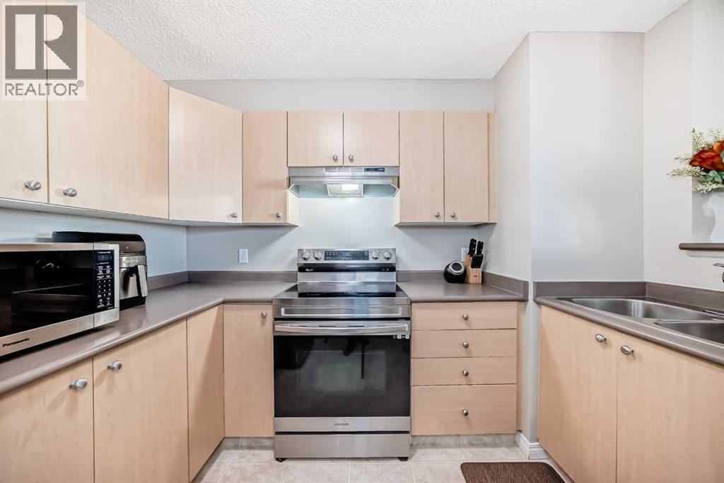 #6310 304 MACKENZIE WAY SW - 6