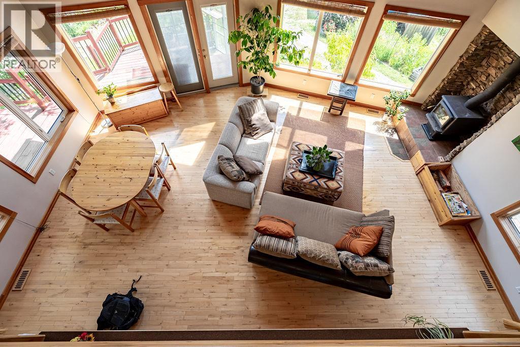 6105 Pine Ridge Road, Kaslo