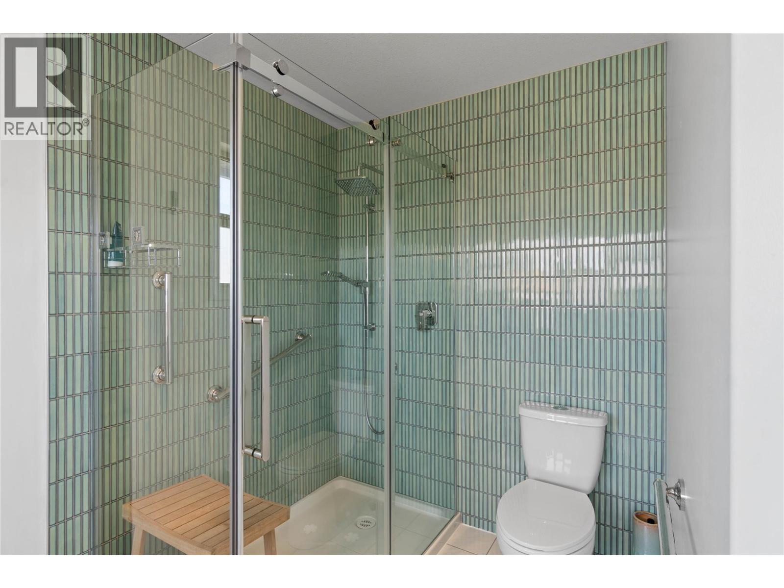 1153 14th Street, Kamloops