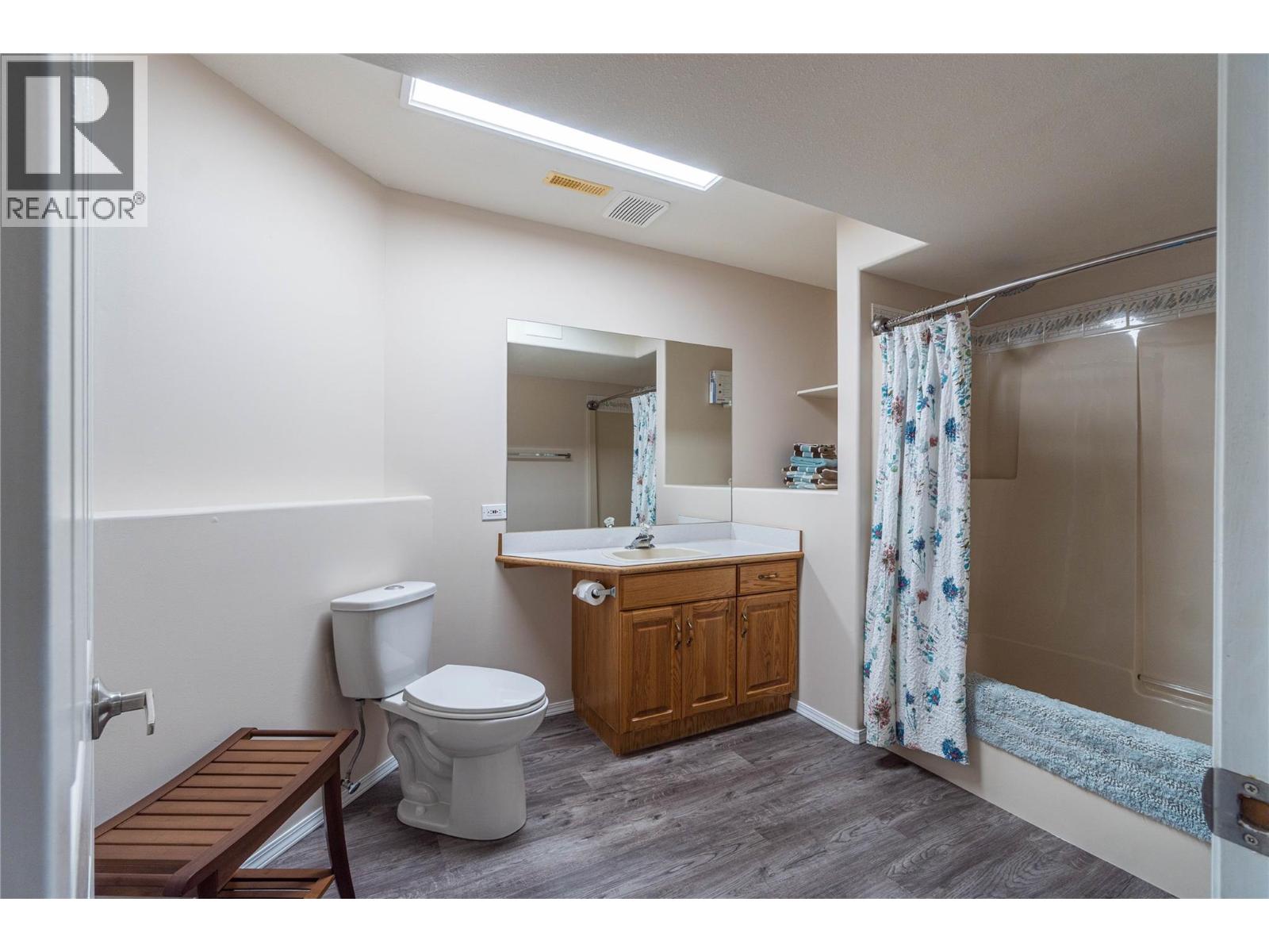 1153 14th Street, Kamloops