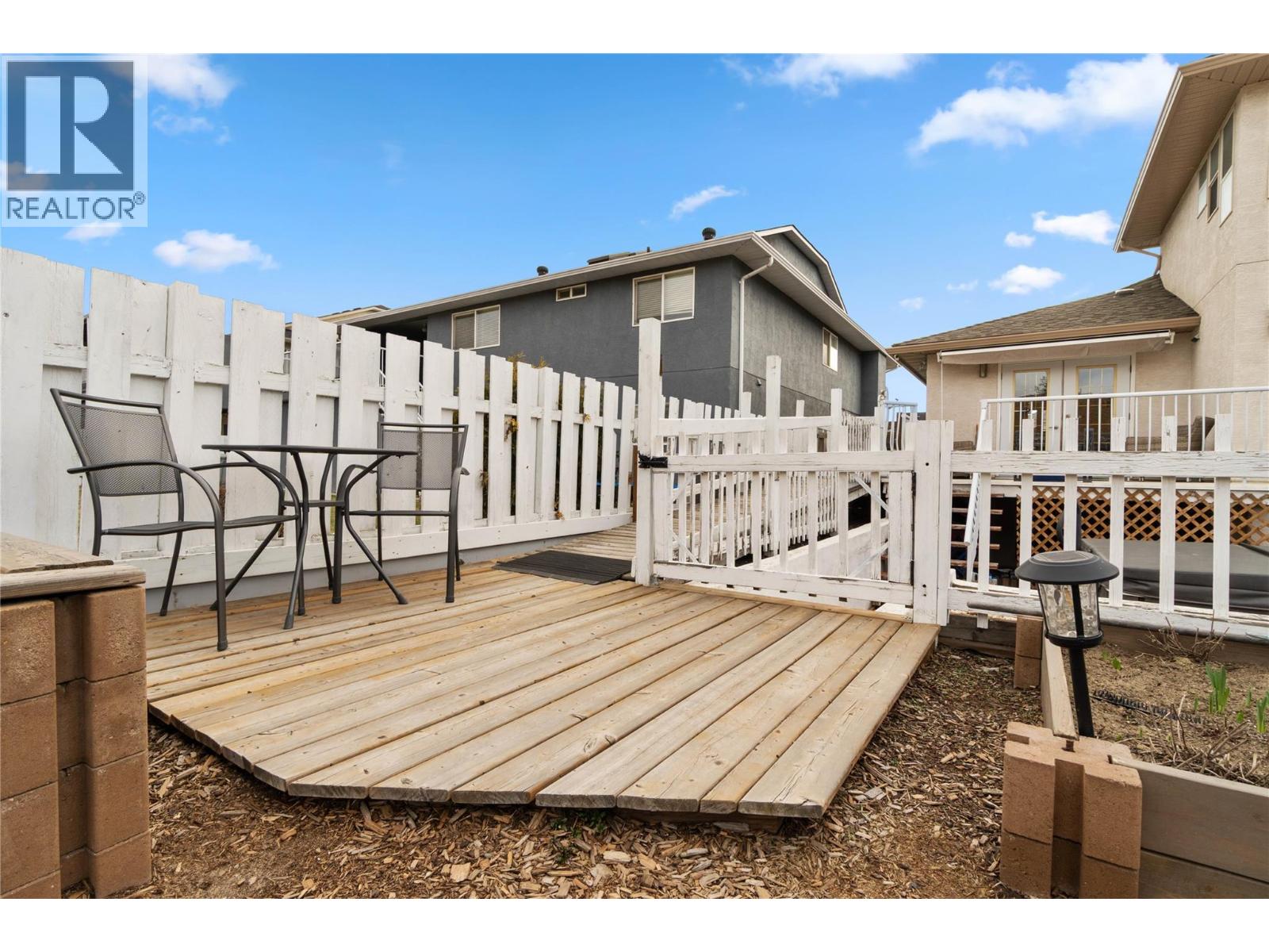 1153 14th Street, Kamloops