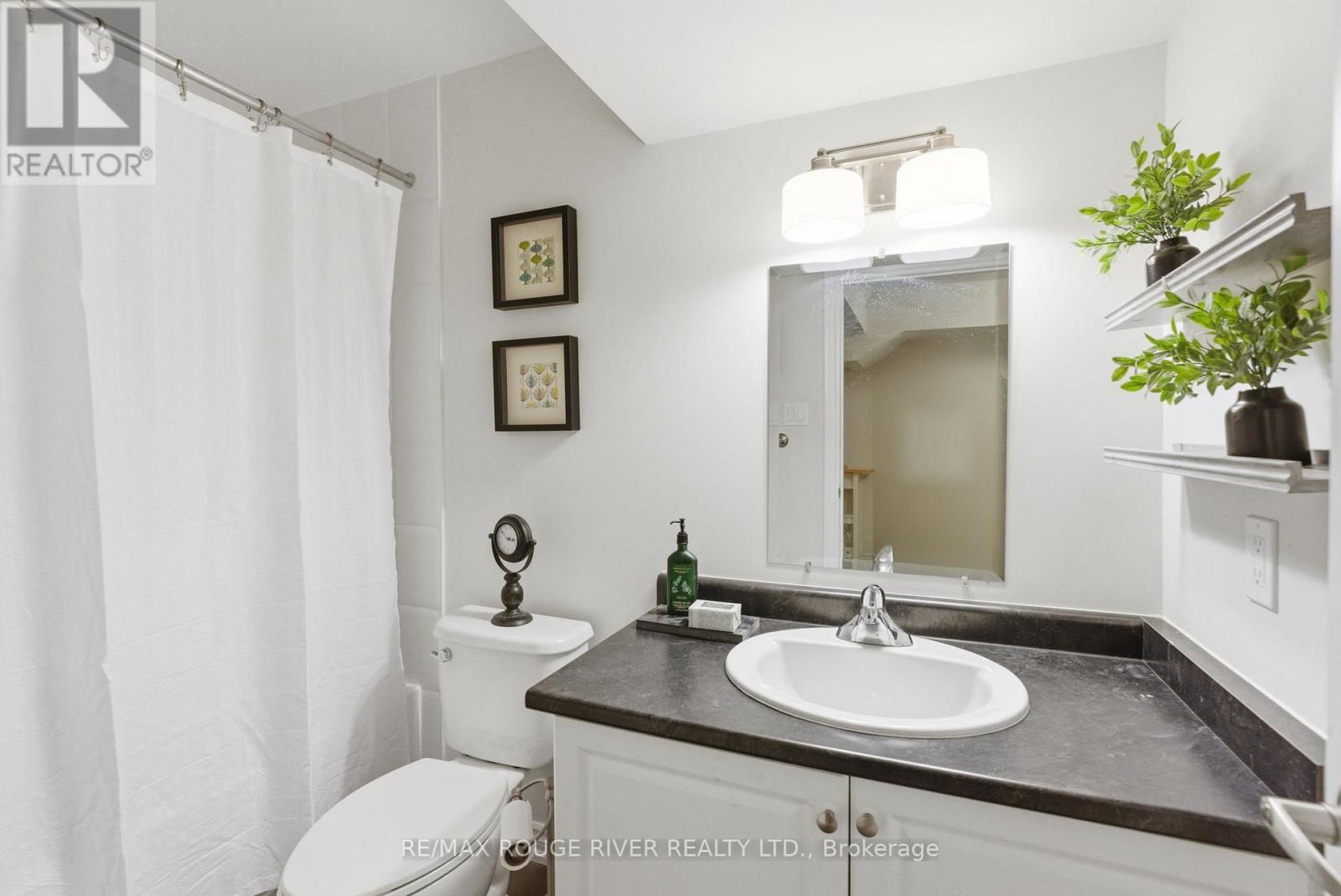 82 BURNING SPRINGS PLACE,Whitby (Brooklin),,