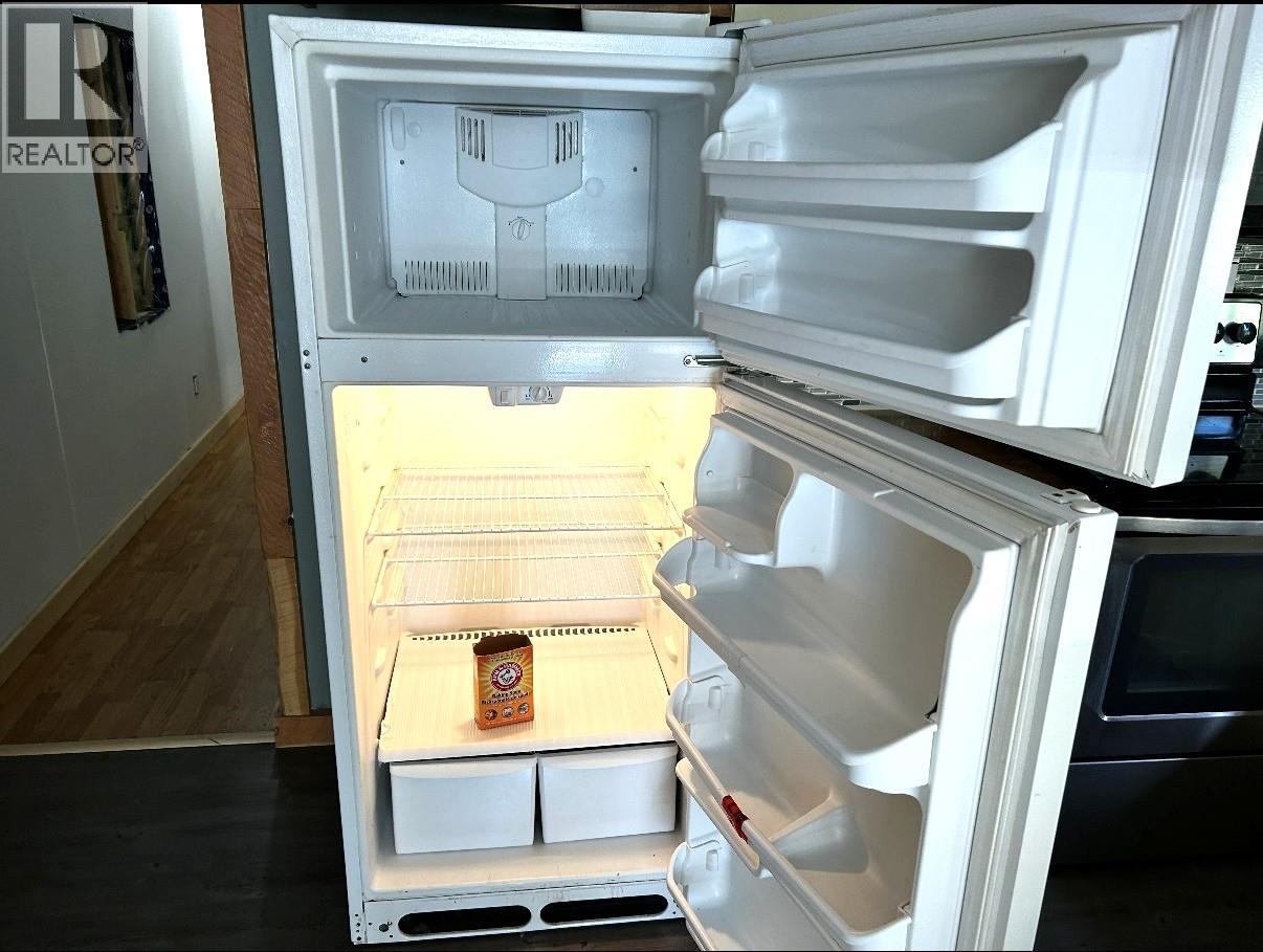 787 Golden Donald Upper Road, Golden