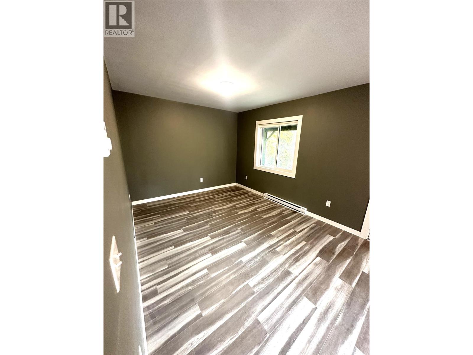 787 Golden Donald Upper Road, Golden